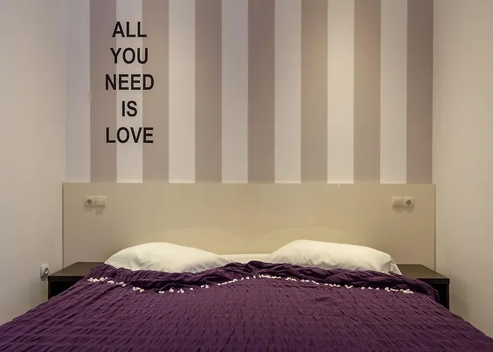 Aspalathos Couette-café 3*