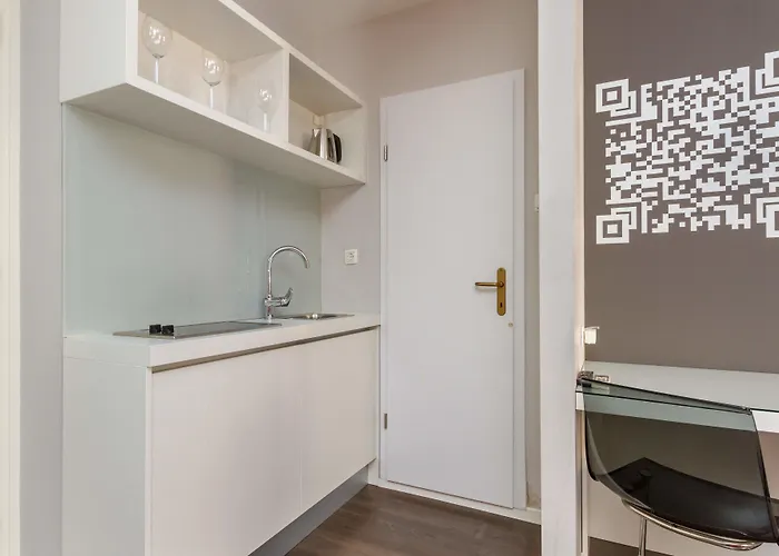 住宿加早餐酒店 阿斯帕拉陶斯公寓酒店