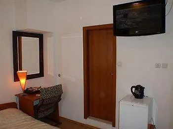 阿斯帕拉陶斯公寓酒店