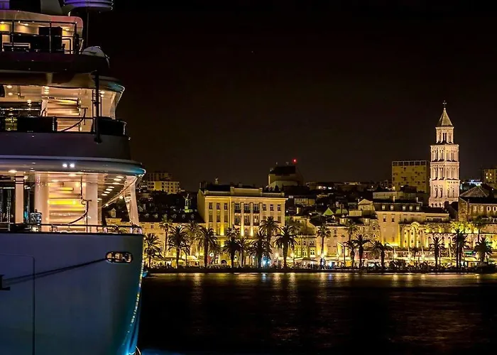 阿斯帕拉陶斯公寓酒店